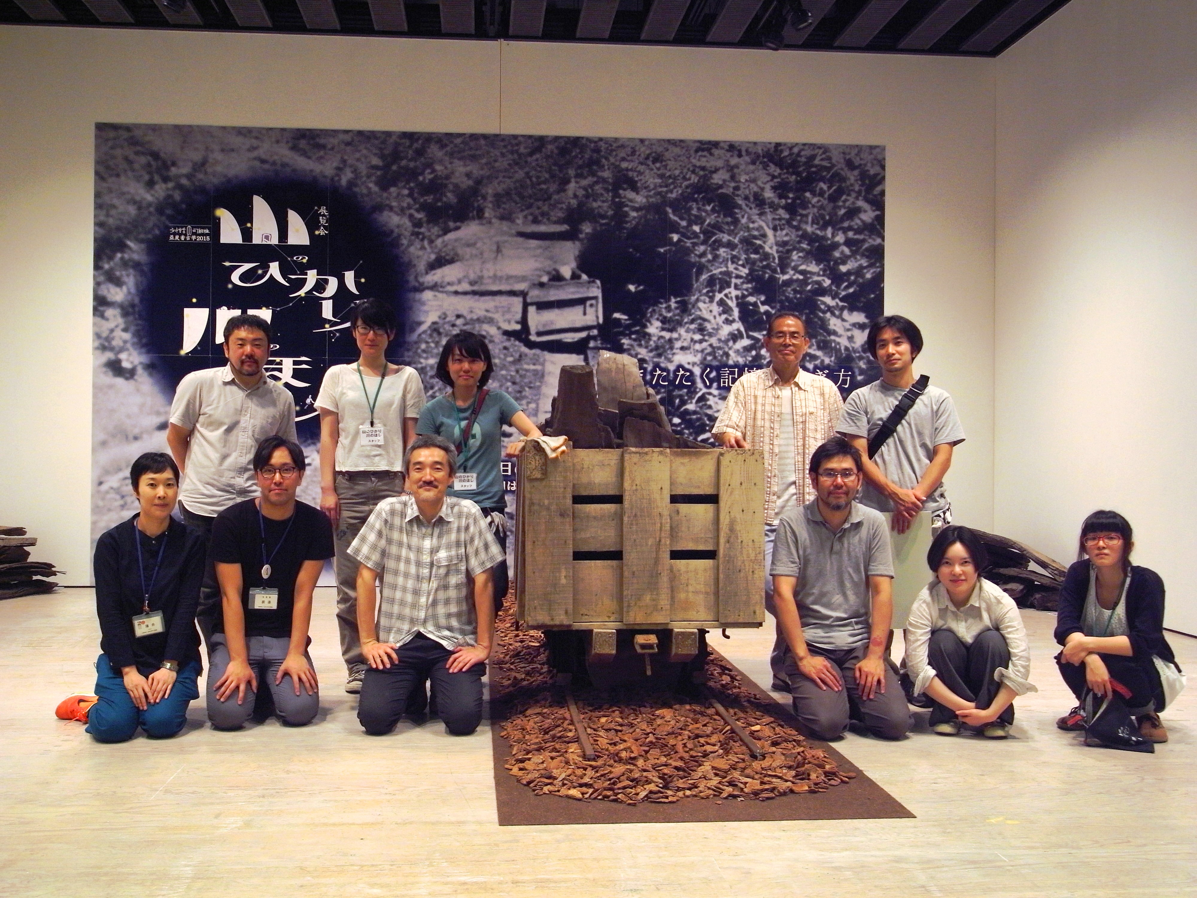 http://sendaicf.jp/machinaka2012/blog/%E8%A8%98%E5%BF%B5%E6%92%AE%E5%BD%B1.jpg