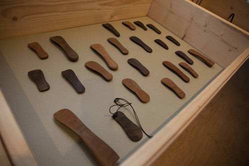 川埋木の世界（靴べら）.JPG